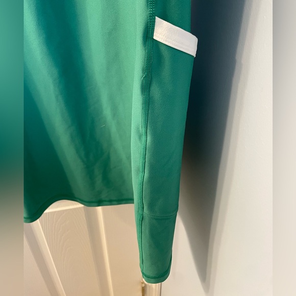 Summersalt GUC Women’s Do-It-All Athletic Dress in Clover & White Sand Size 6 - Picture 7 of 15